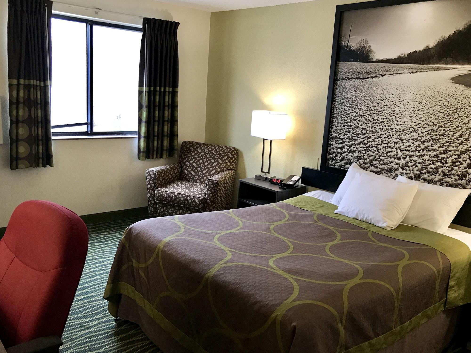 Super 8 By Wyndham Independence Kansas City Eksteriør billede