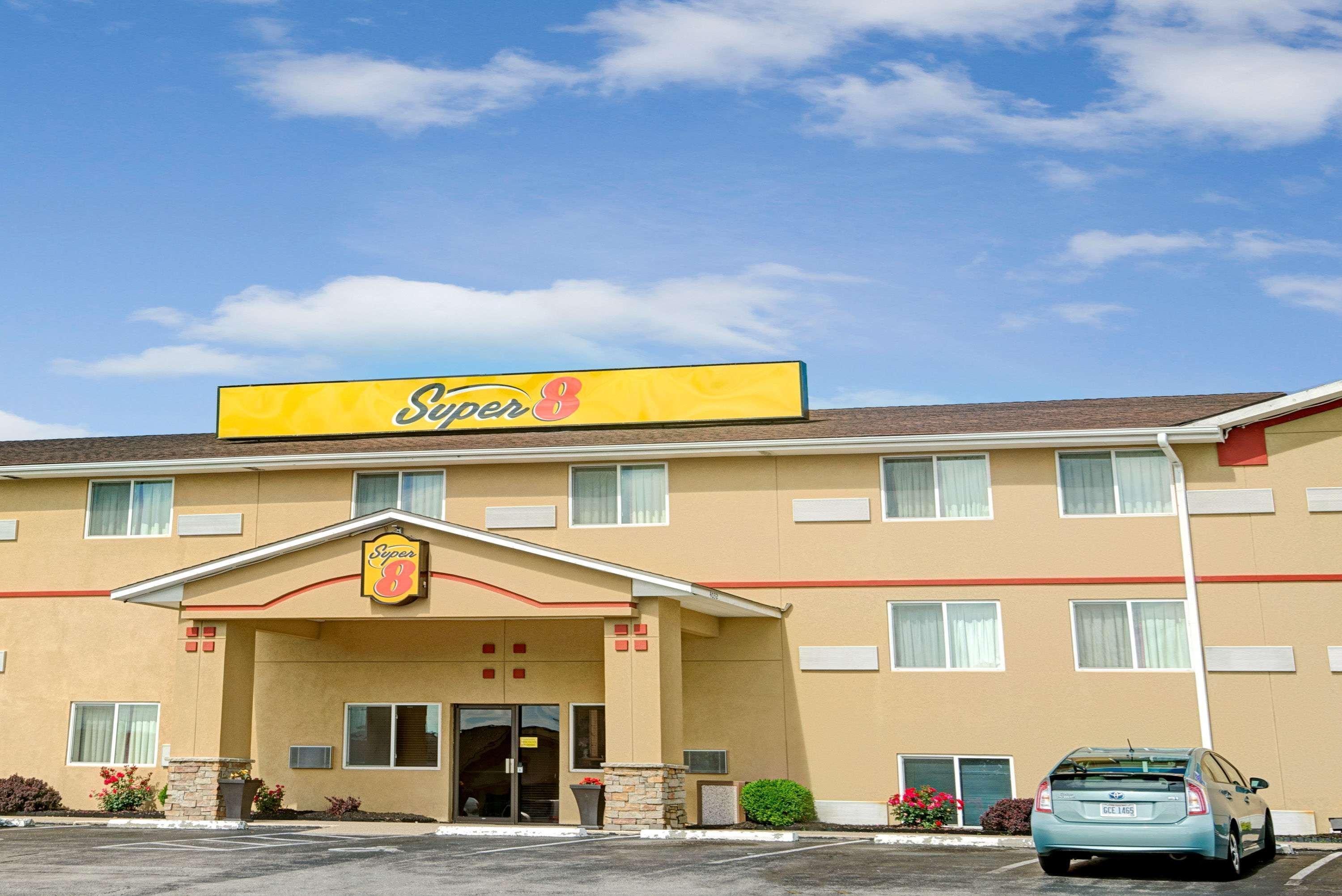 Super 8 By Wyndham Independence Kansas City Eksteriør billede
